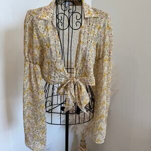 Emory Park Yellow Floral Sheer Tie Front Long Sleeve Cropped Blouse Small